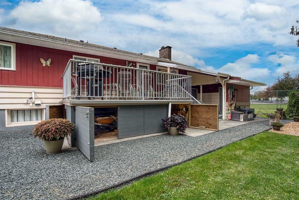 Photo of 8668 Coventry Place, Chilliwack, BC V2P 4V5 (MLS # R3151615)