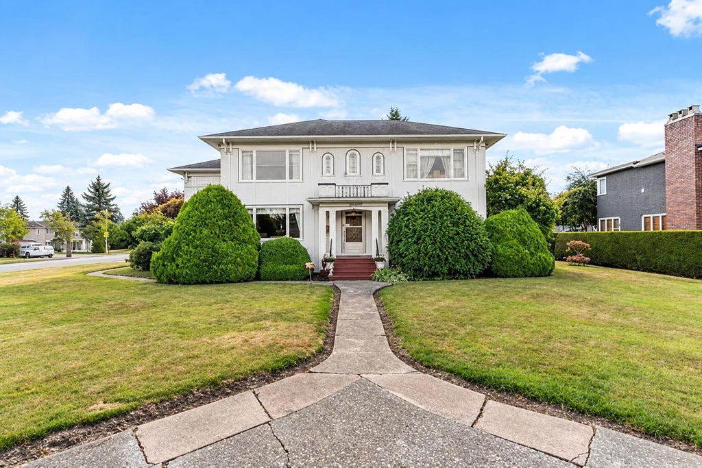 Photo of 46094 Gore Avenue, Chilliwack, BC V2P 1Z6 (MLS # R3162735)