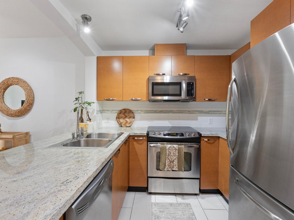 listing image 1105598552582008347