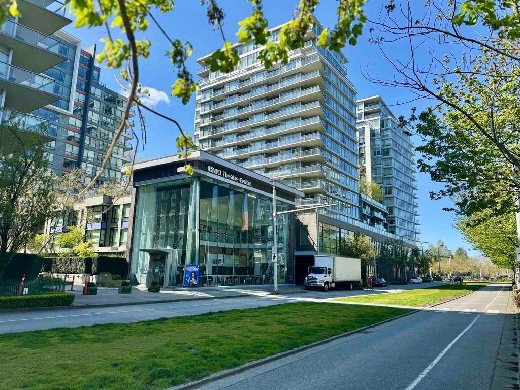 listing image 1105246854407025495