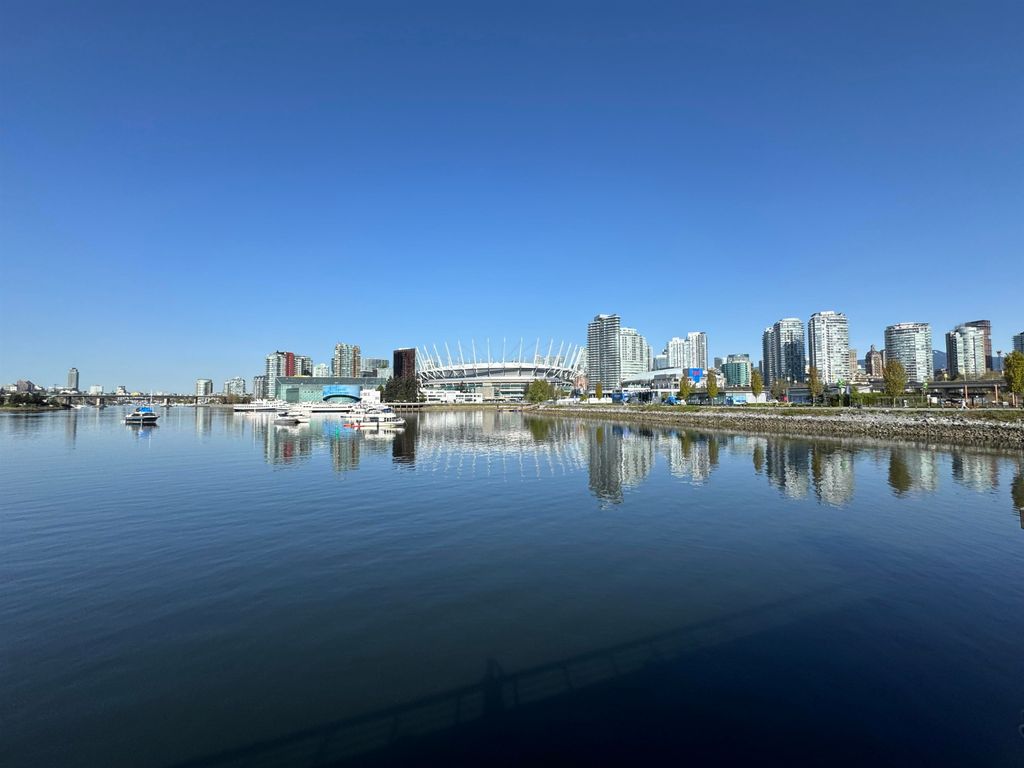 listing image 1106431725361511519