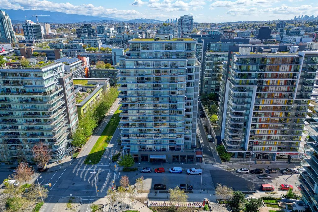 listing image 1109496901753480541