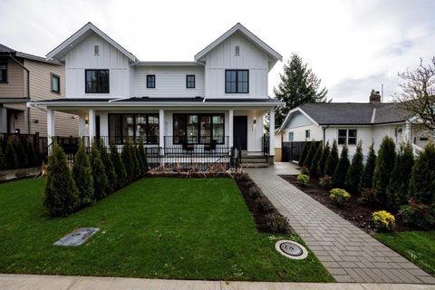 229 E 22nd Street North Vancouver BC V7L 3C5