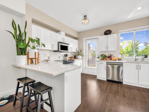 1418 Cartier Avenue 103 Coquitlam BC V3K 6H9