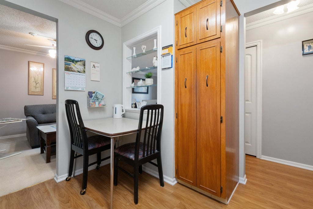 Photo of 32089 Old Yale Road #207, Abbotsford, BC V2T 2C8 (MLS # R3172633)