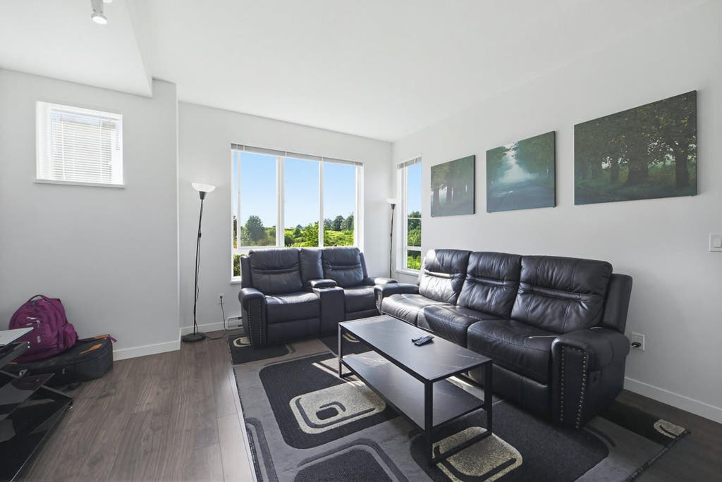 Photo of 30930 Westridge Place #83, Abbotsford, BC V2T 0H6 (MLS # R3125321)