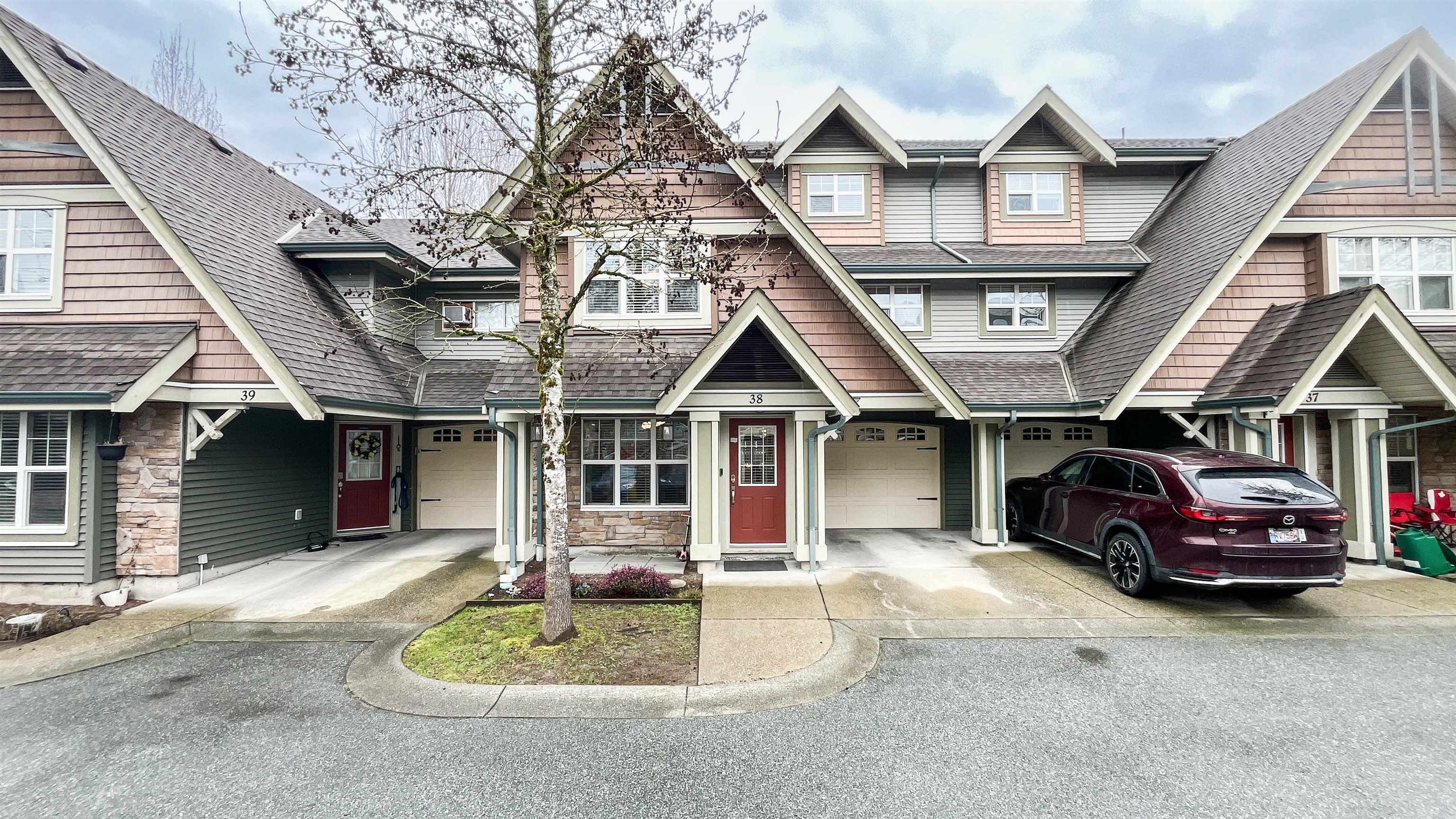 22977 116 Avenue 38