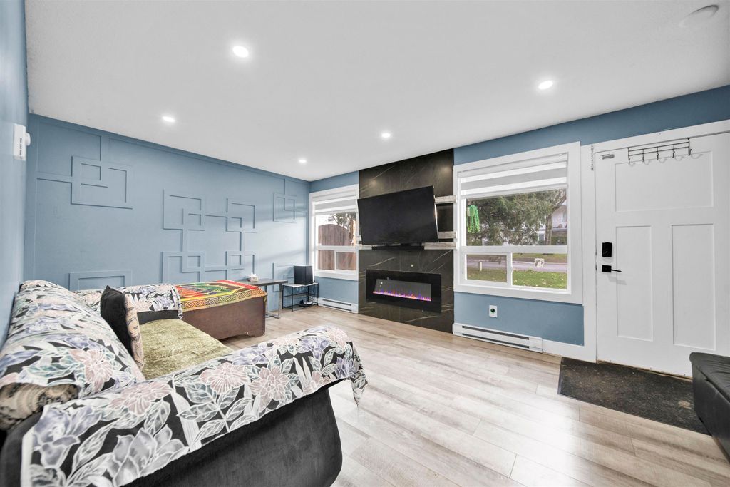 Photo of 45533 Mcintosh Drive, Chilliwack, BC V2P 6V4 (MLS # R3097446)