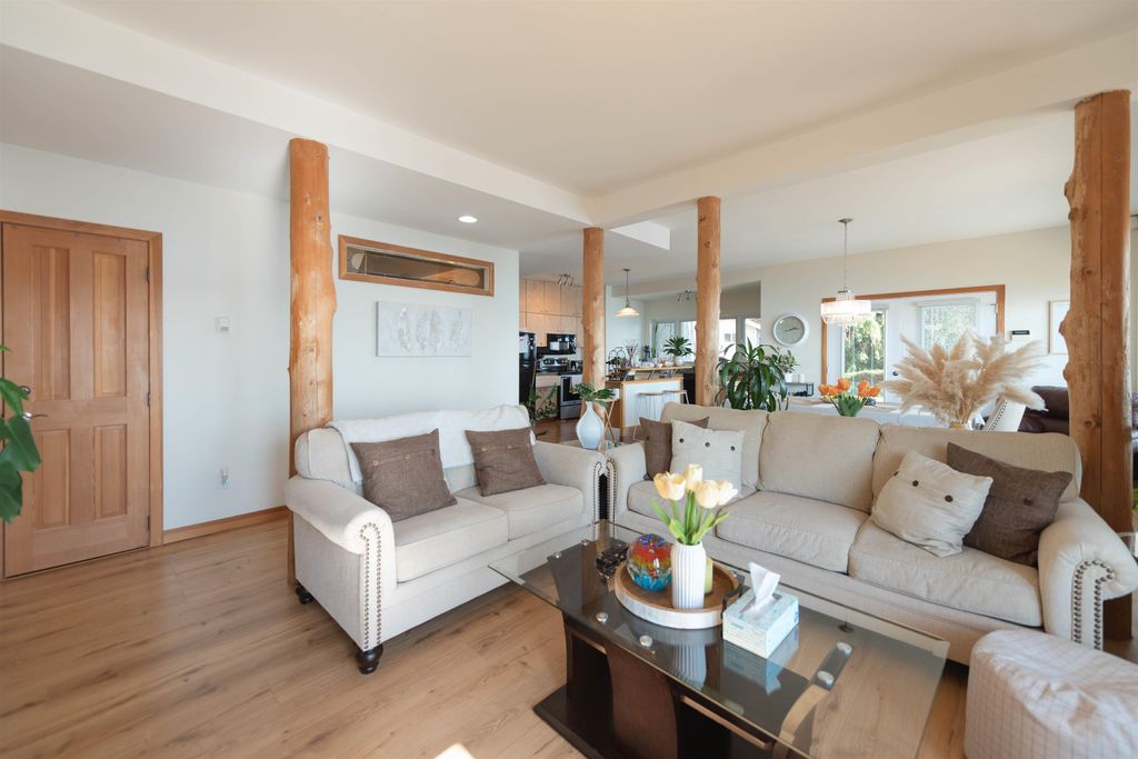 listing image 1108420329314299527