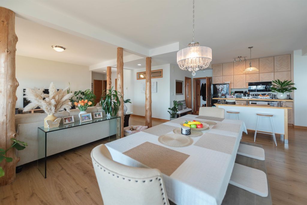 listing image 1106467530442418022