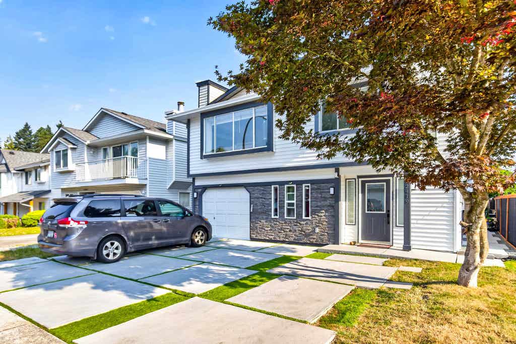 Photo of 22419 125 Avenue, Maple Ridge, BC V2X 9N8 (MLS # R3153680)