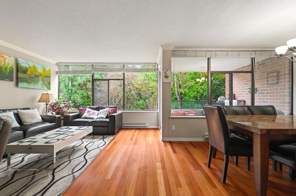 listing image 1103552171751184392