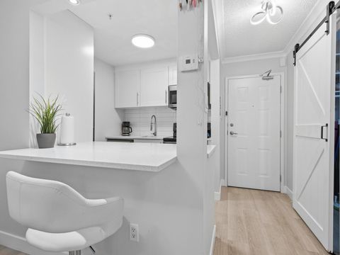 715 Royal Avenue 410 New Westminster BC V3M 5X4