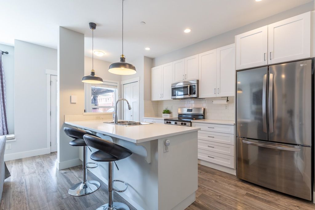 Photo of 23958 Kanaka Way, Maple Ridge, BC V2W 0H7 (MLS # R3114943)