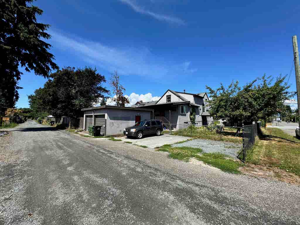 Photo of 46198 First Avenue, Chilliwack, BC V2P 1W3 (MLS # R3152741)