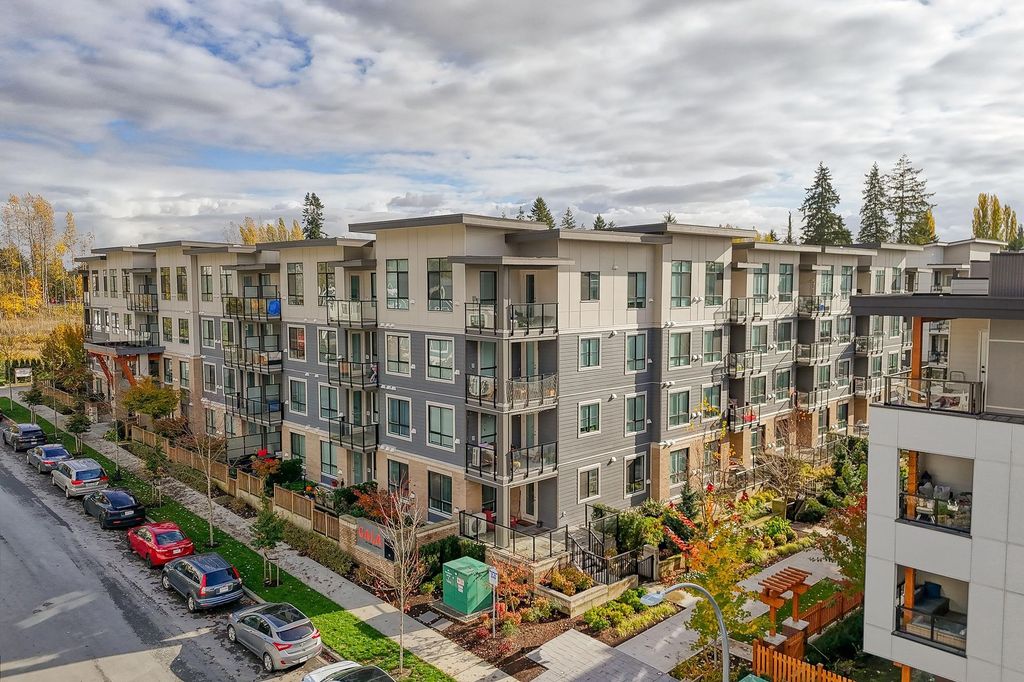 Photo of 20356 72b Avenue #110, Langley, BC V2Y 4J9 (MLS # R3063342)