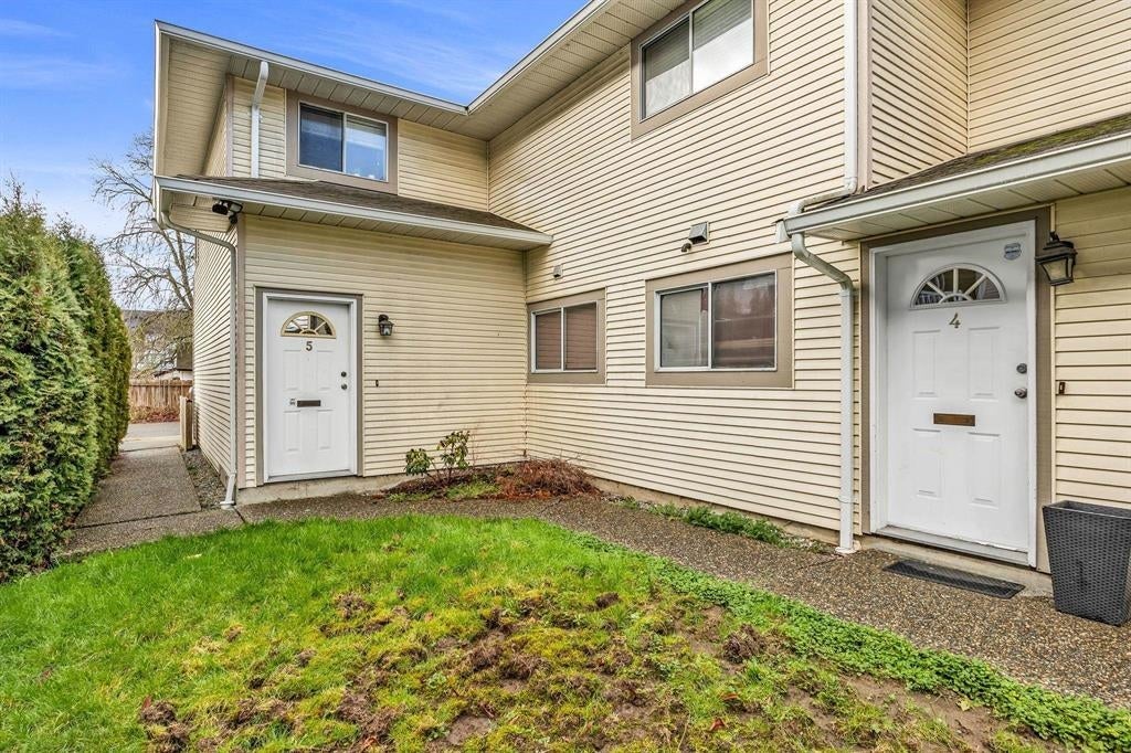 Photo of 19690 56 Avenue #4, Langley, BC V3A 3X6 (MLS # R3170755)