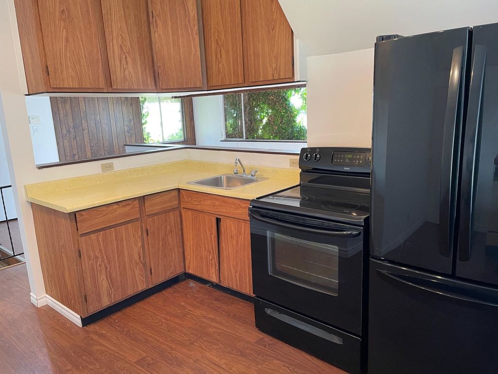 listing image 1105870438162120627