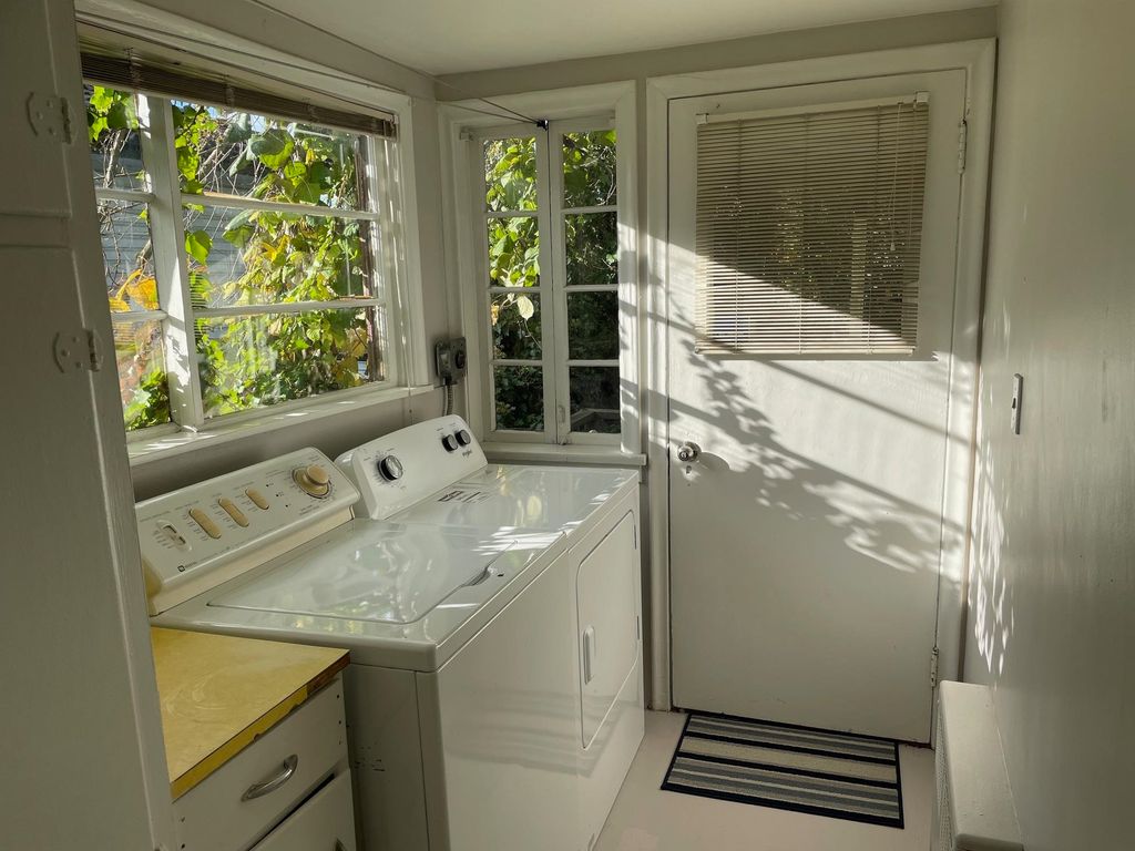 listing image 1102160269046639284