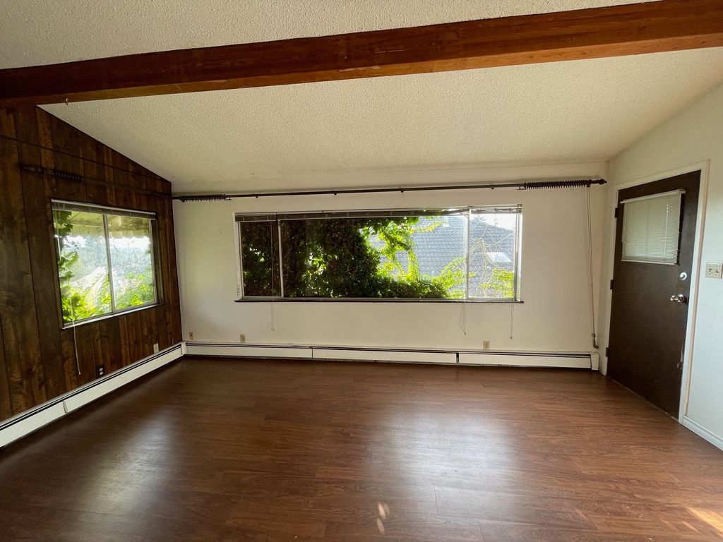 listing image 1100005613990598396