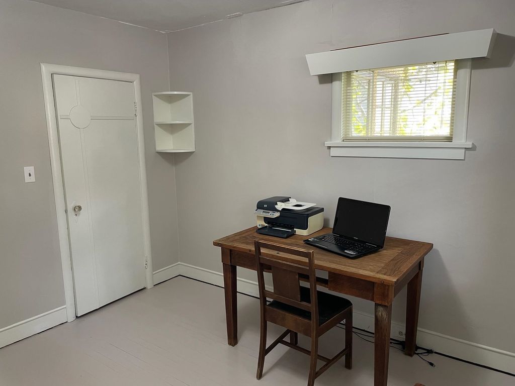 listing image 1107374947664597128