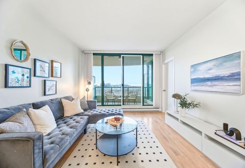 8871 Lansdowne Road 801 Richmond BC V6X 3X8