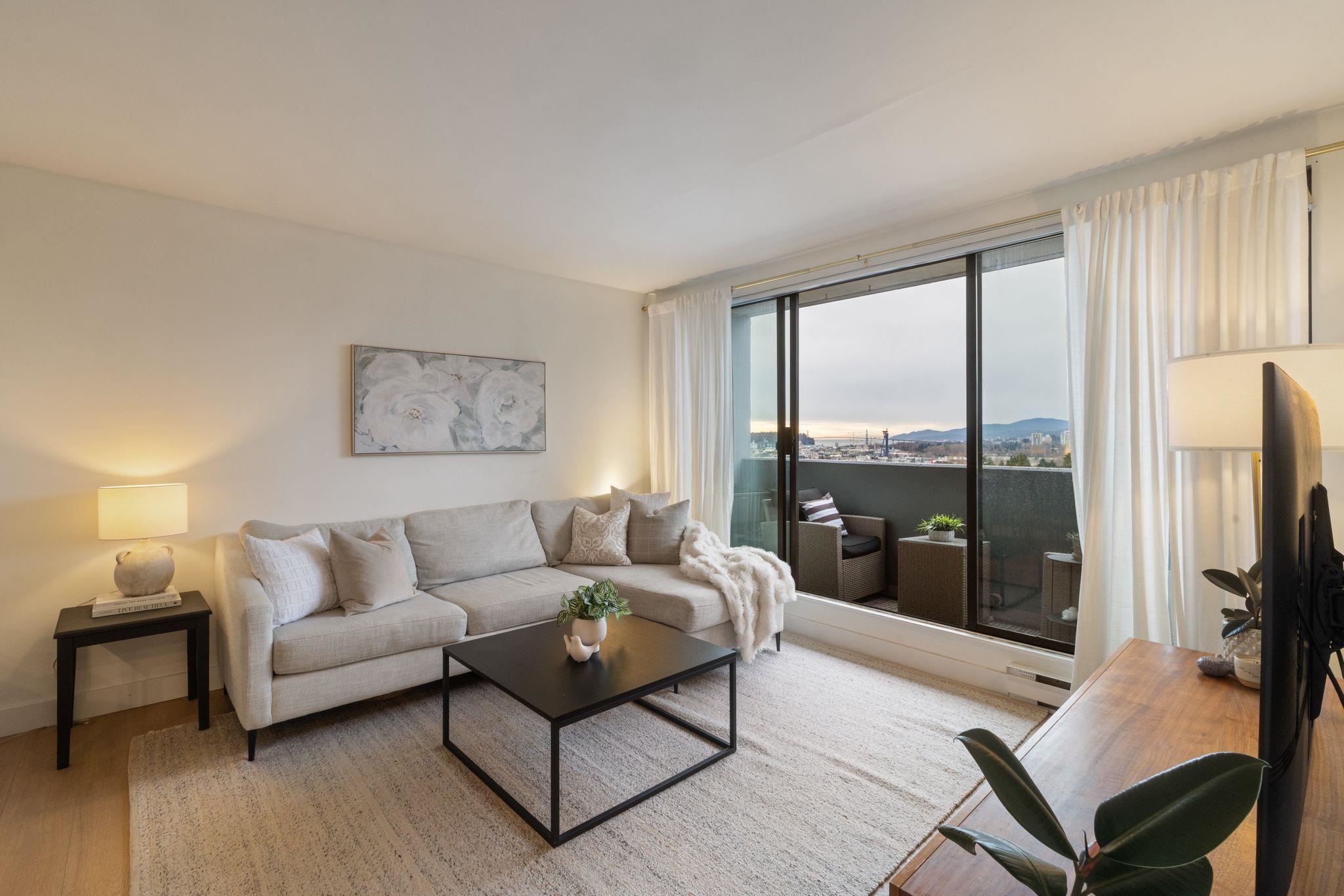 110 W 4th Street 905