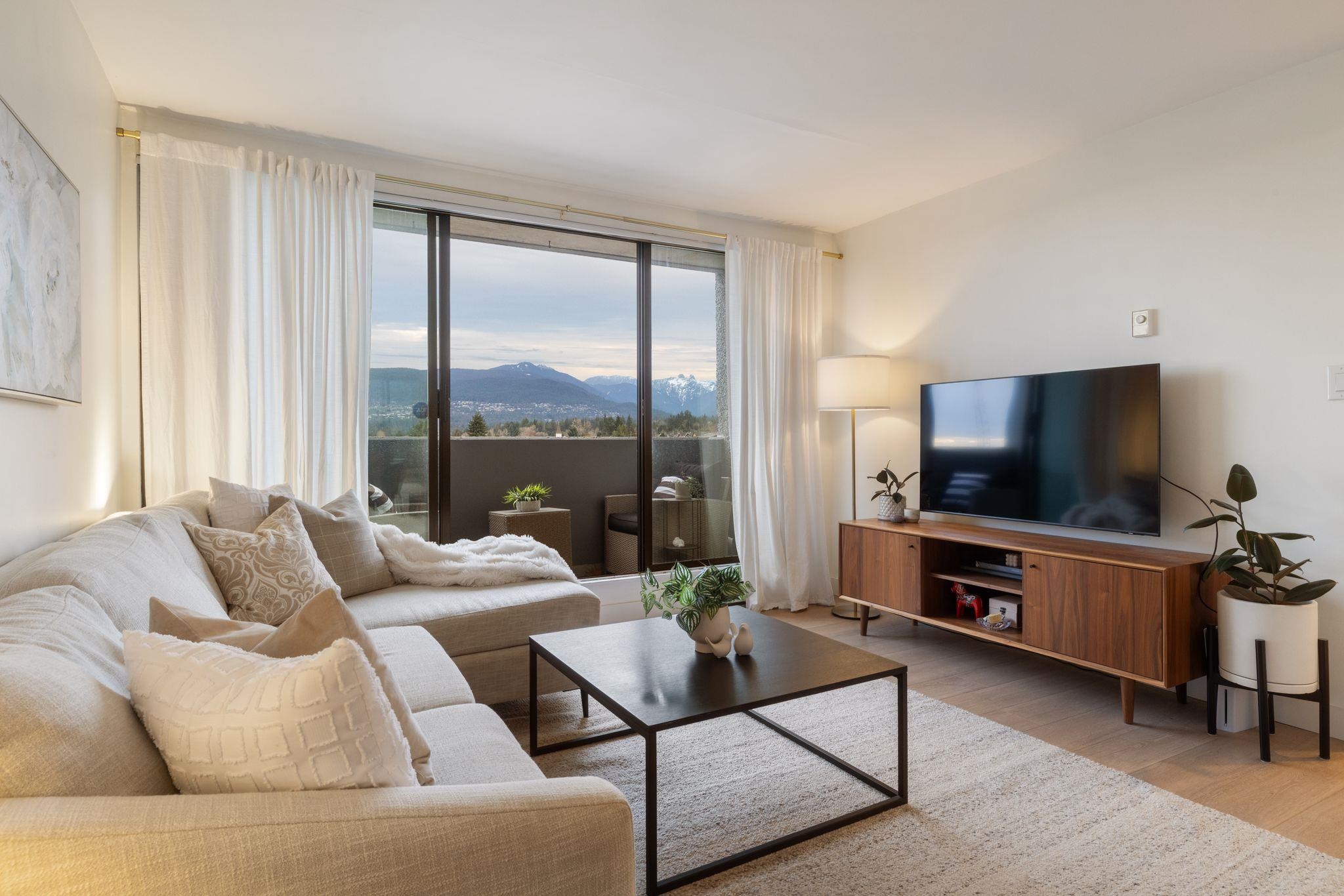 110 W 4th Street 905