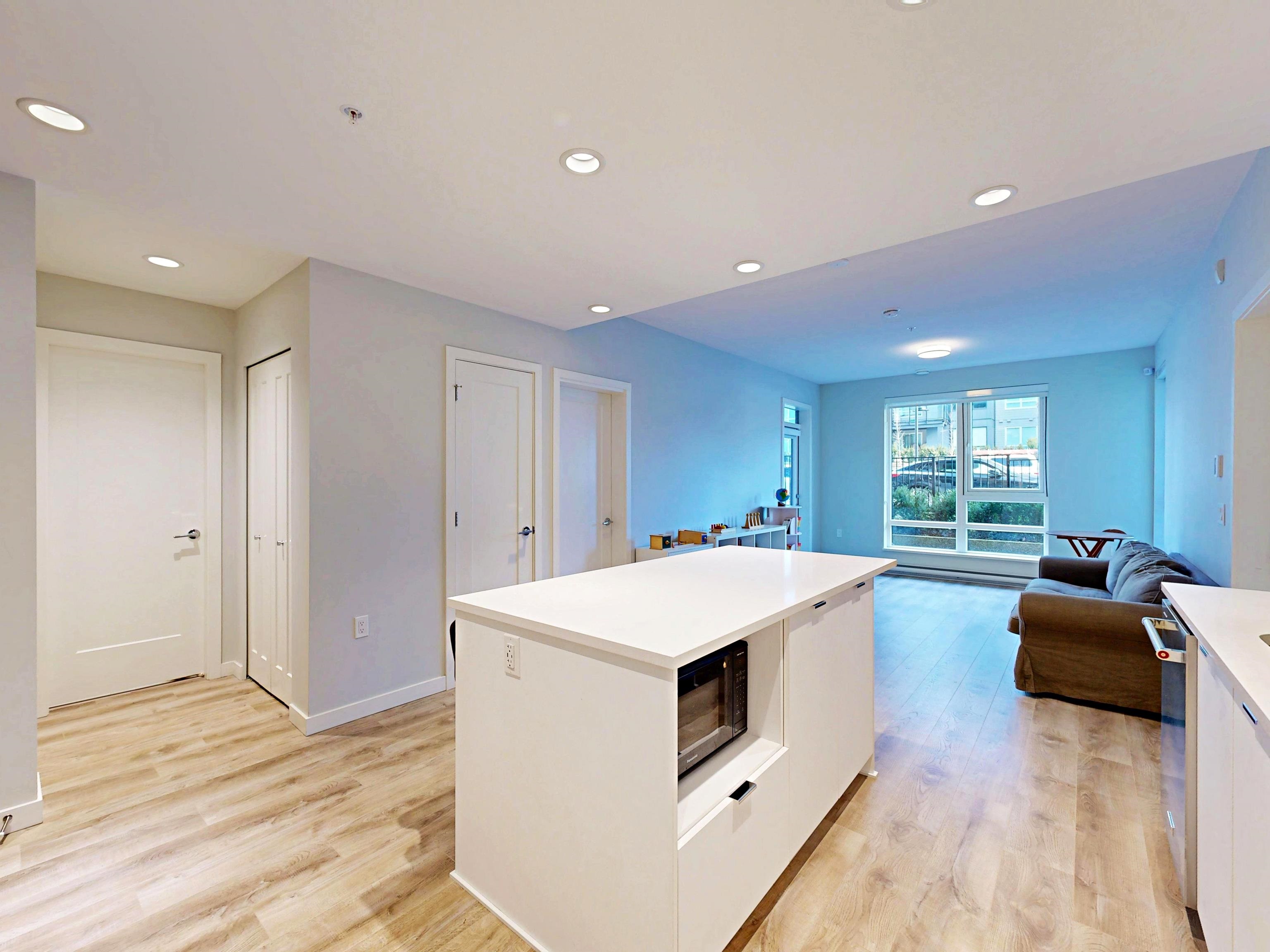 615 Cottonwood Avenue 208