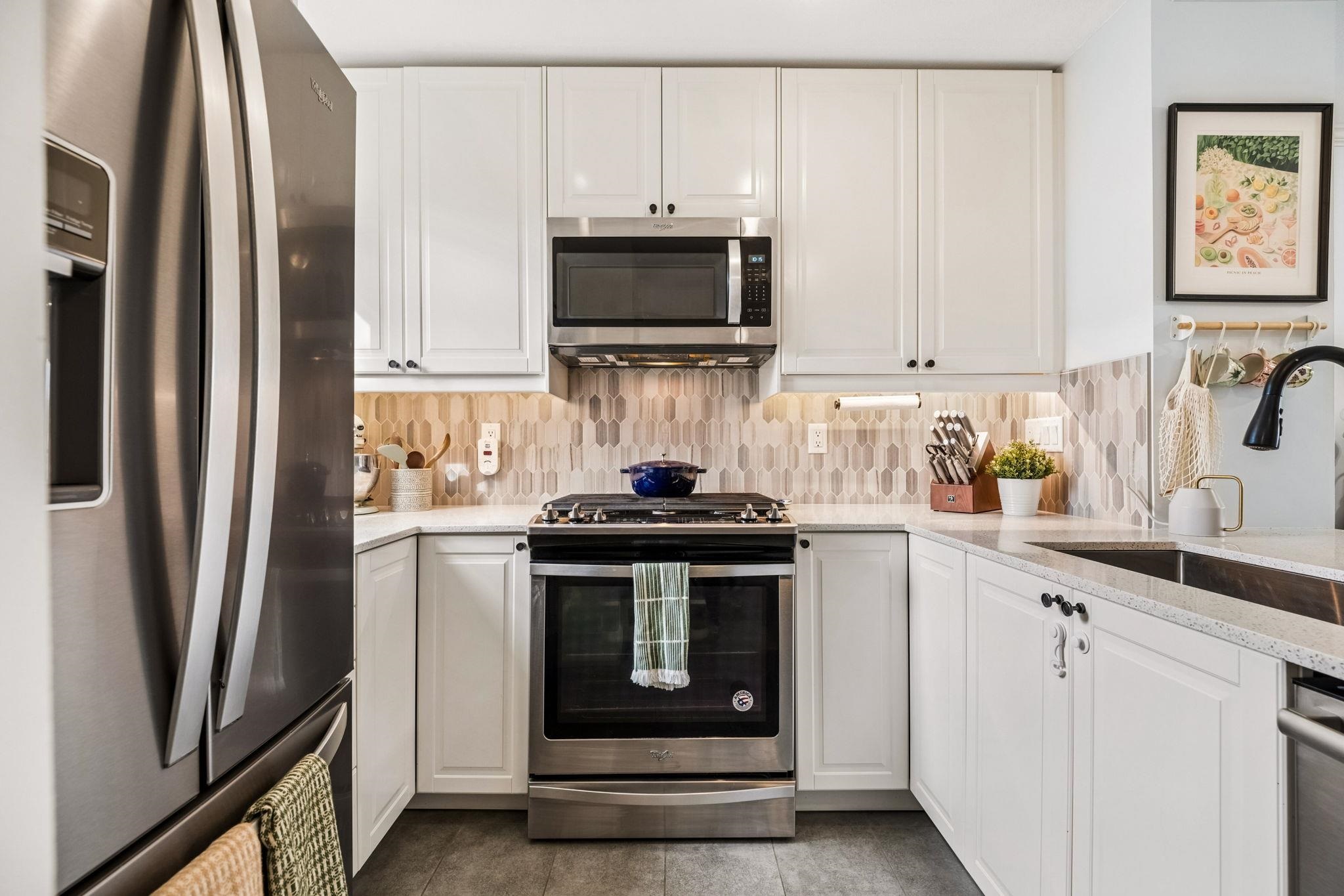 4238 Albert Street 113