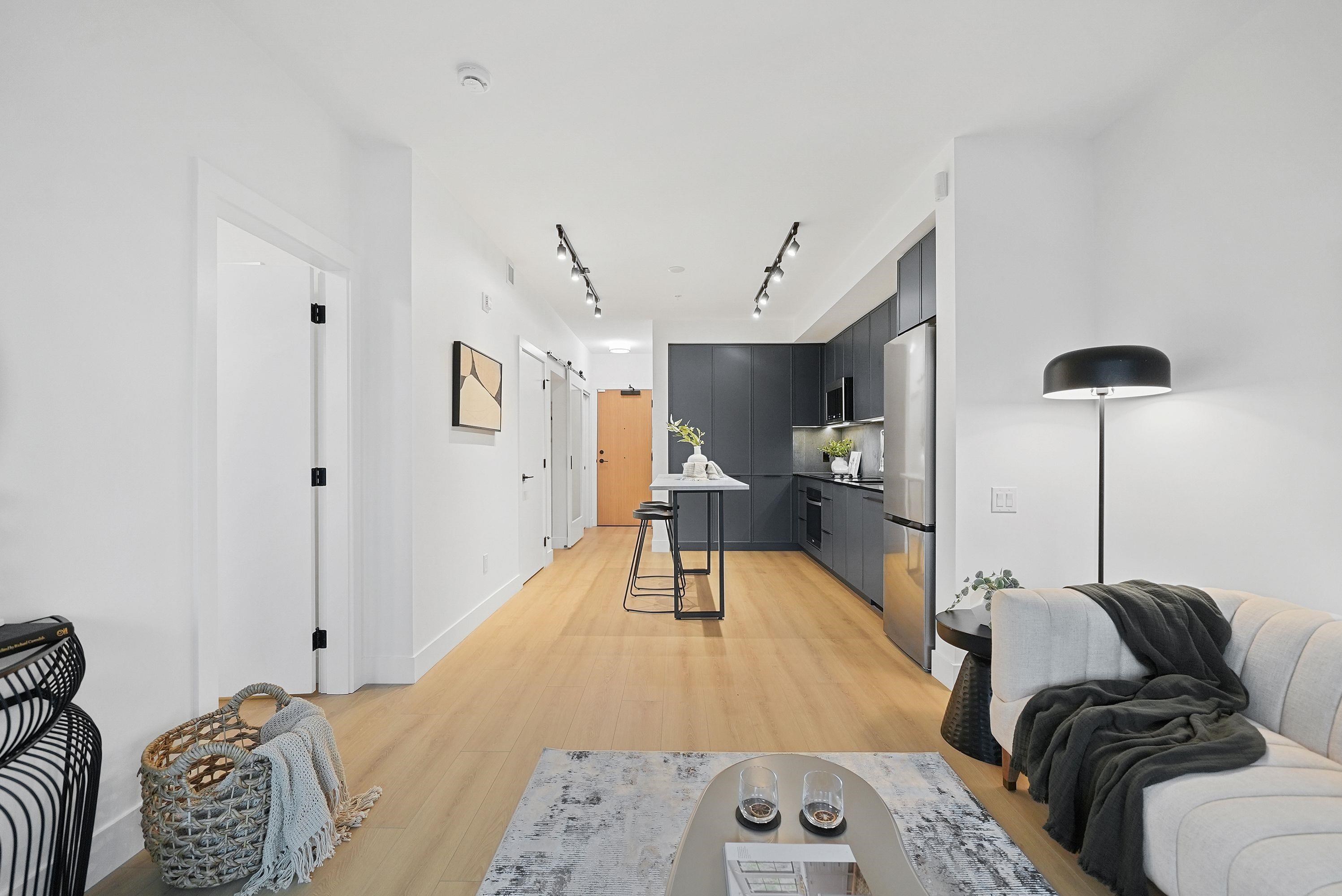 3055 Murray Street 205