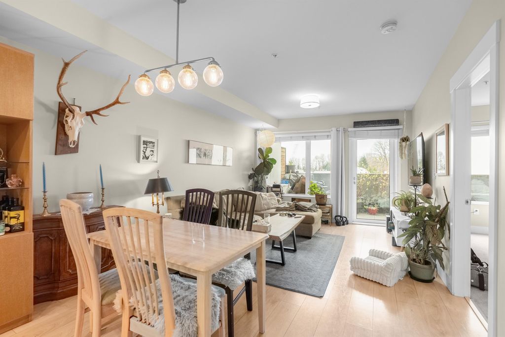 listing image 1101102521917804217