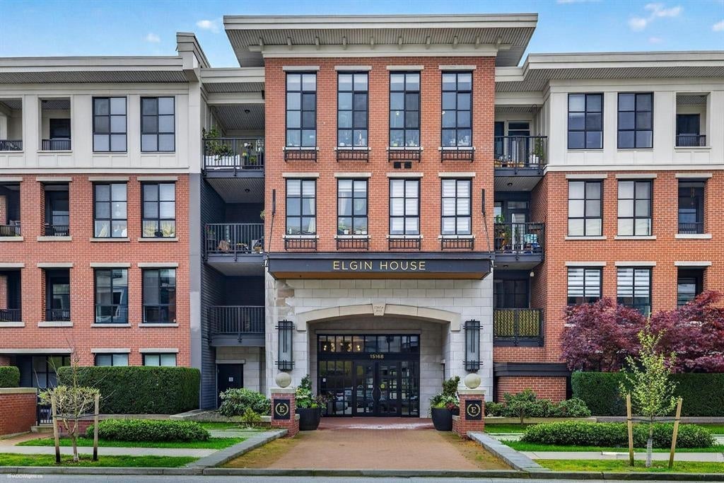 Photo of 15168 33 Avenue #426, Surrey, BC V3Z 0N7 (MLS # R3171519)