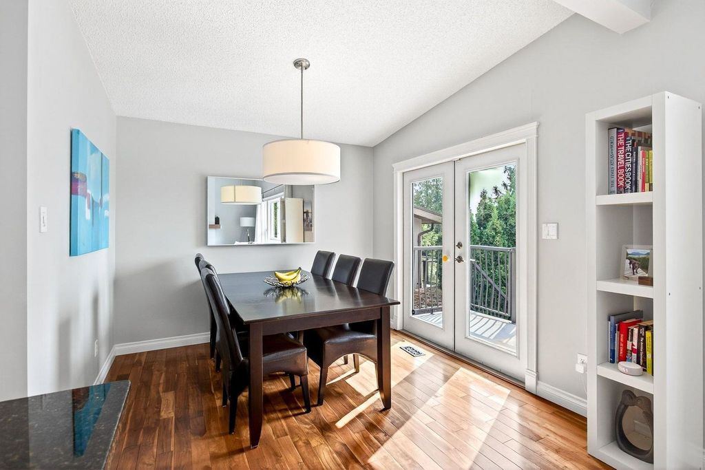 listing image 1108042338692391625