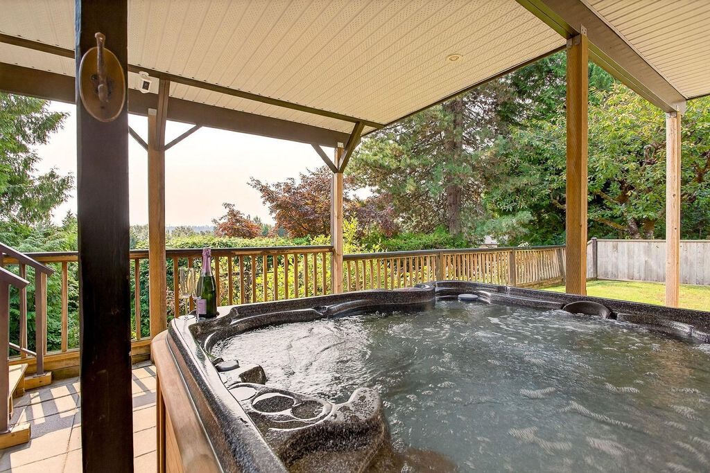 listing image 1109072646356997296