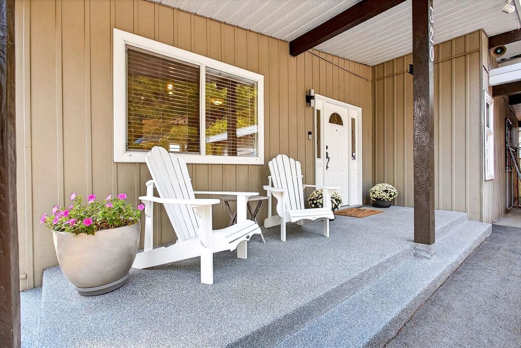 listing image 1104474749748521315