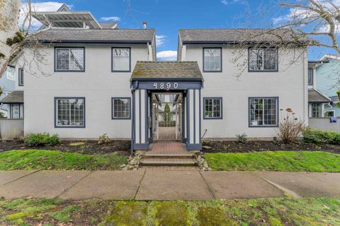 4890 48 Avenue 8 Delta BC V4K 1V3