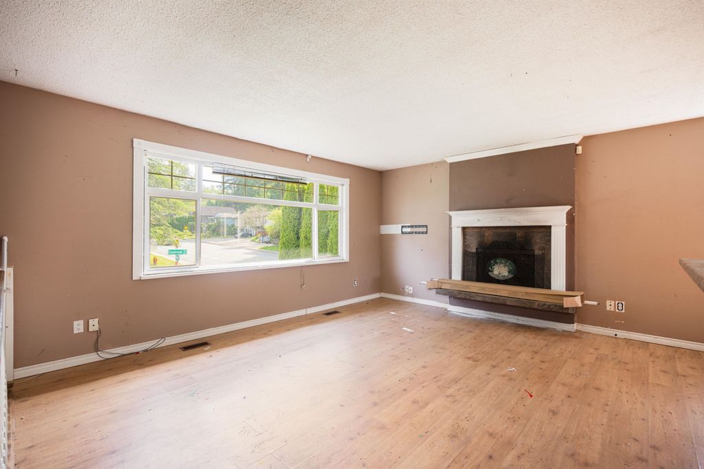 listing image 1103637072986540524