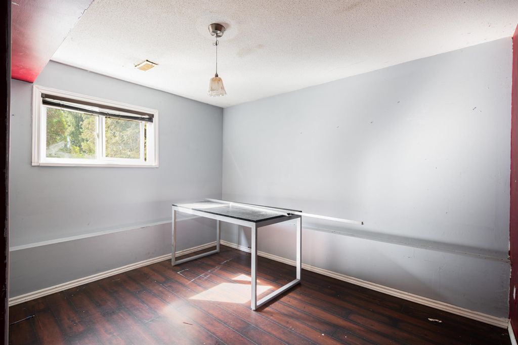 listing image 1103642196654187368
