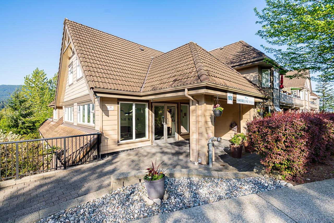 160 Shoreline Circle 303