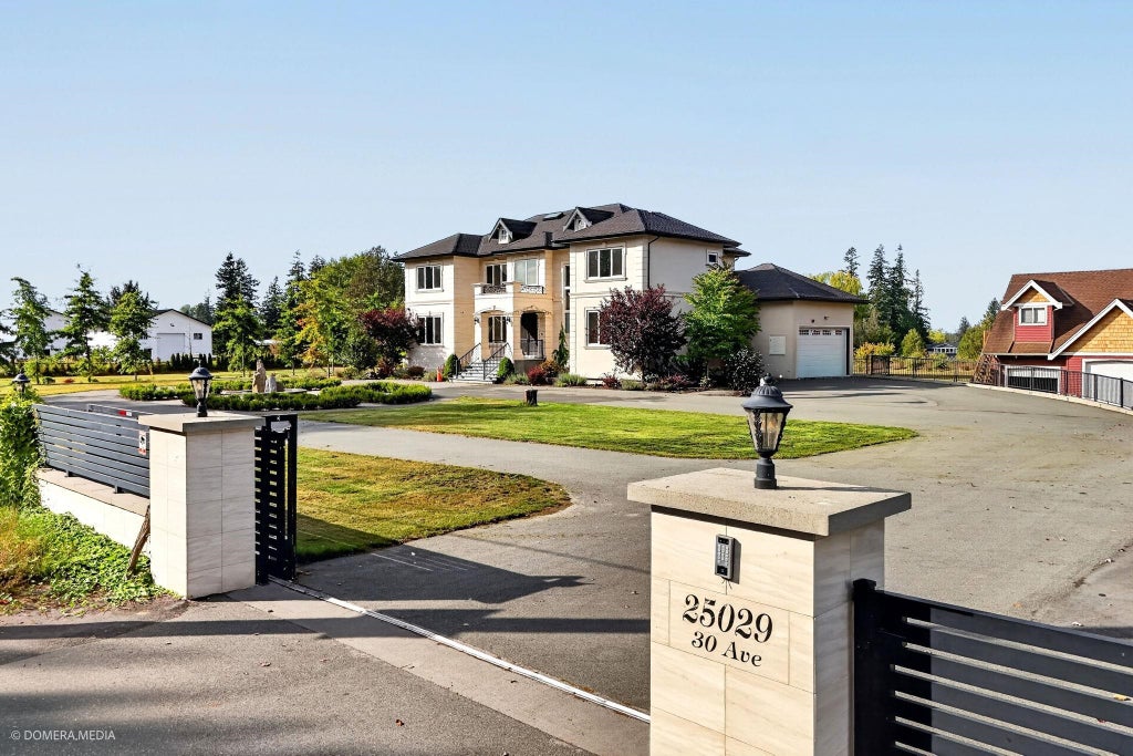 Photo of 25029 30 Avenue, Langley, BC V4W 1X9 (MLS # R3174754)