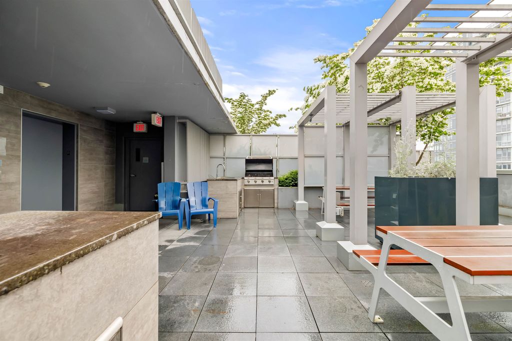 listing image 1107615198401085273