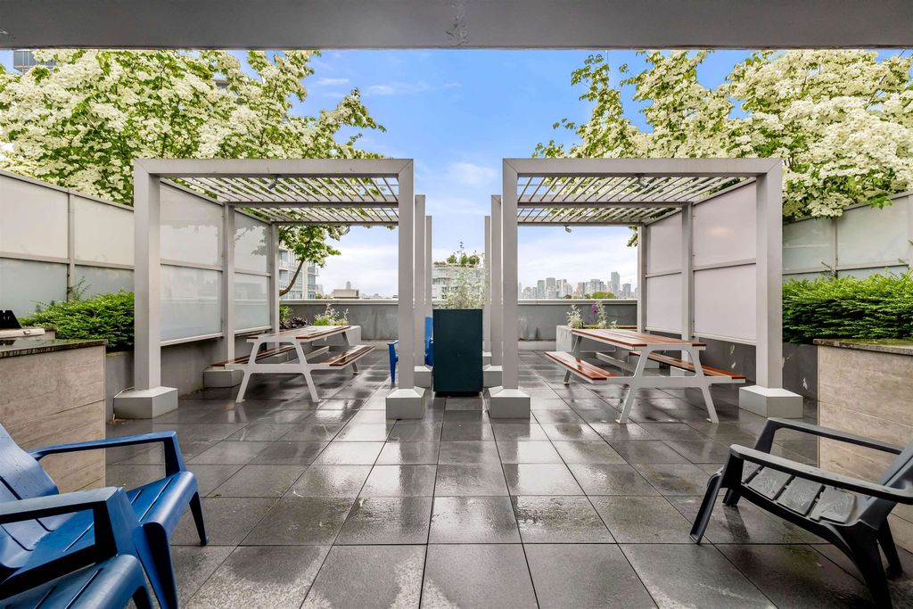 listing image 1101795957529658077