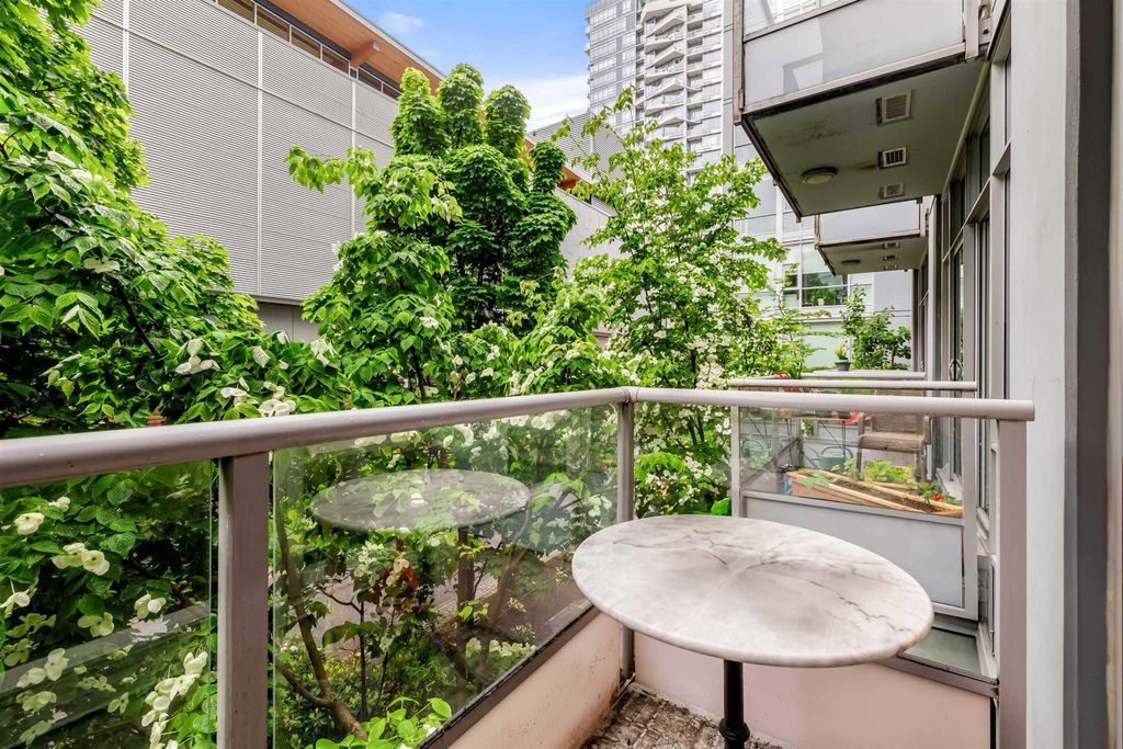 listing image 1108364425972345852