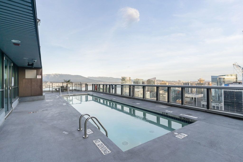 listing image 1105625420429341487