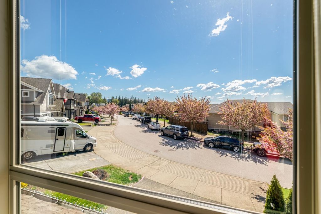 Photo of 23611 Bryant Drive, Maple Ridge, BC V4R 0B7 (MLS # R3112164)