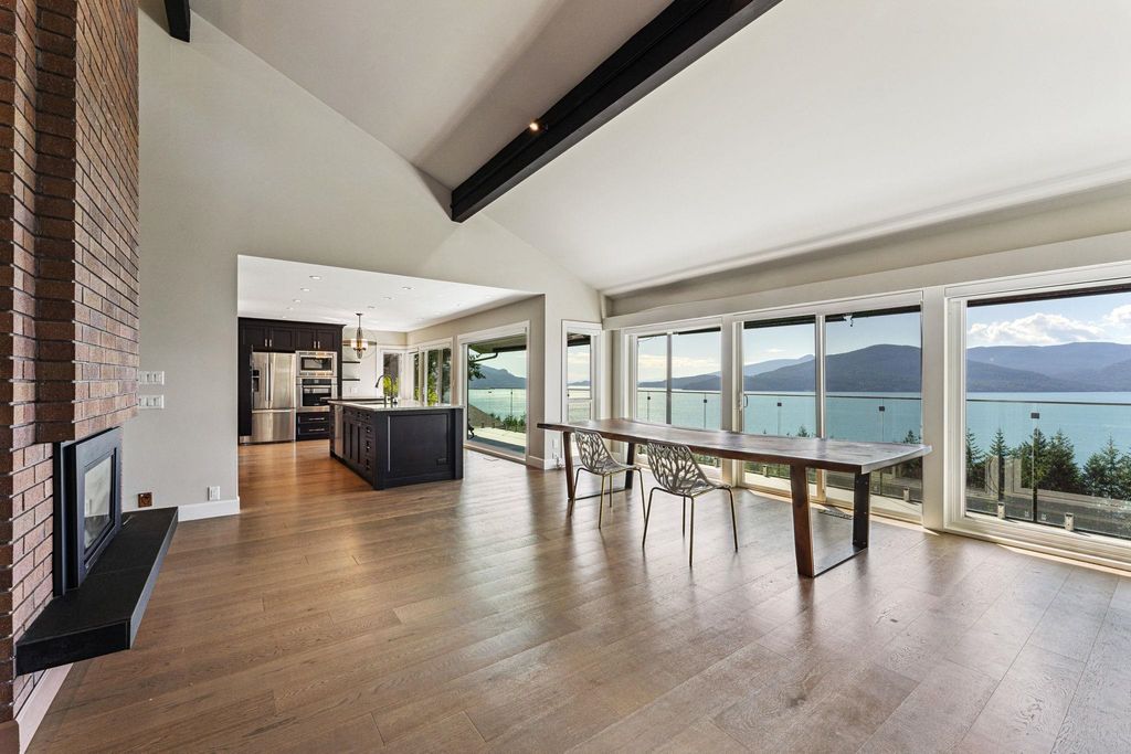 listing image 1104672183526006348
