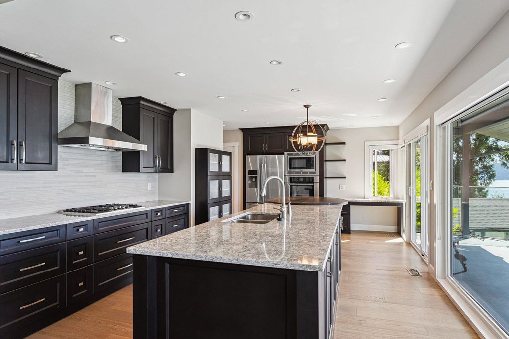 listing image 1100456789998151506