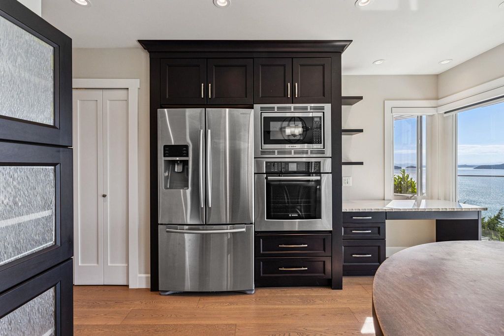 listing image 1105473456480989454