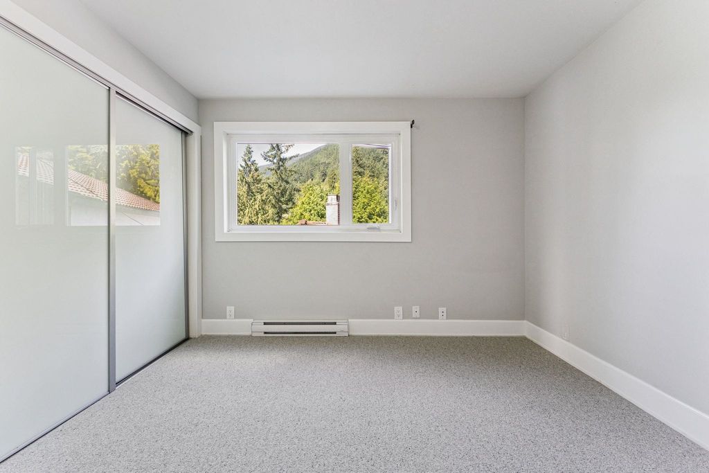 listing image 1104351177115832150